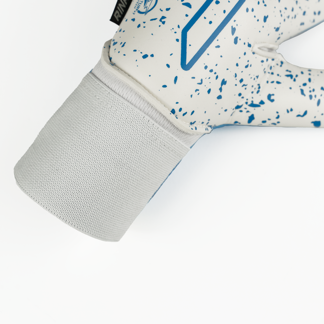 Rinat Aries X AS Azul